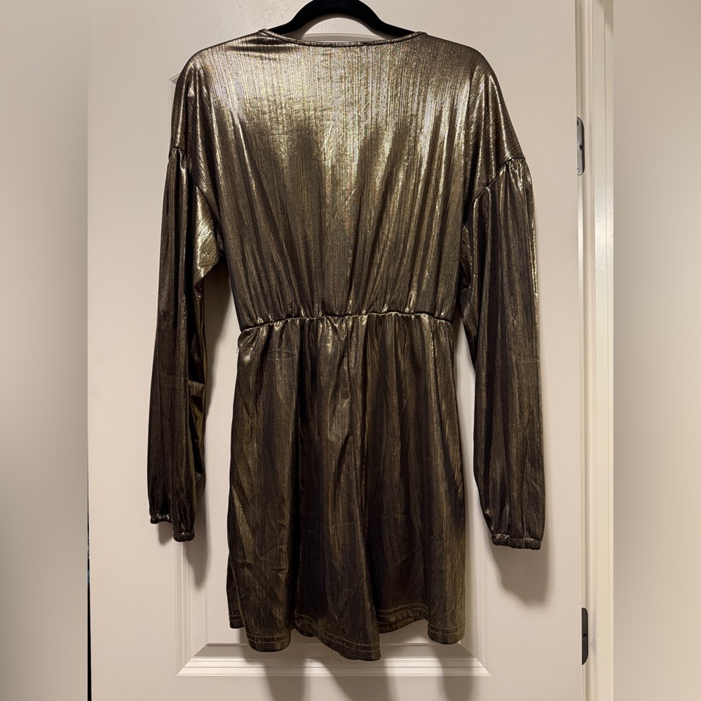 YOINS Metallic Gold‎ Long Sleeve Romper - Picture 4 of 10